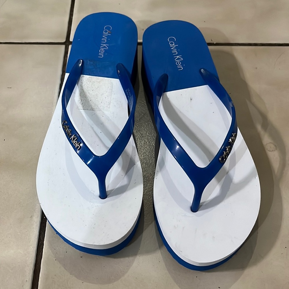 Calvin Klein beach flip flop size 7.5.